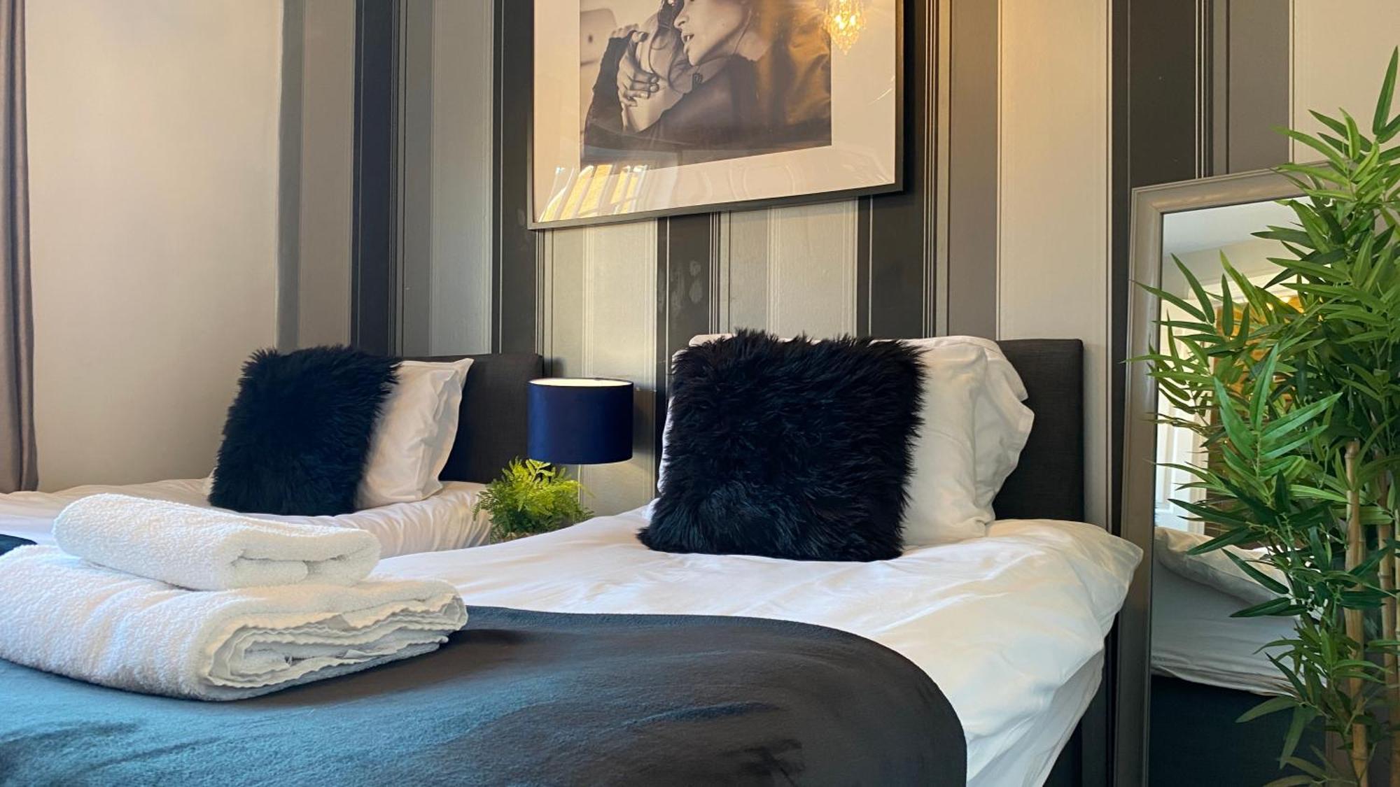 Chichester Retreat House With Free Parking Esterno foto