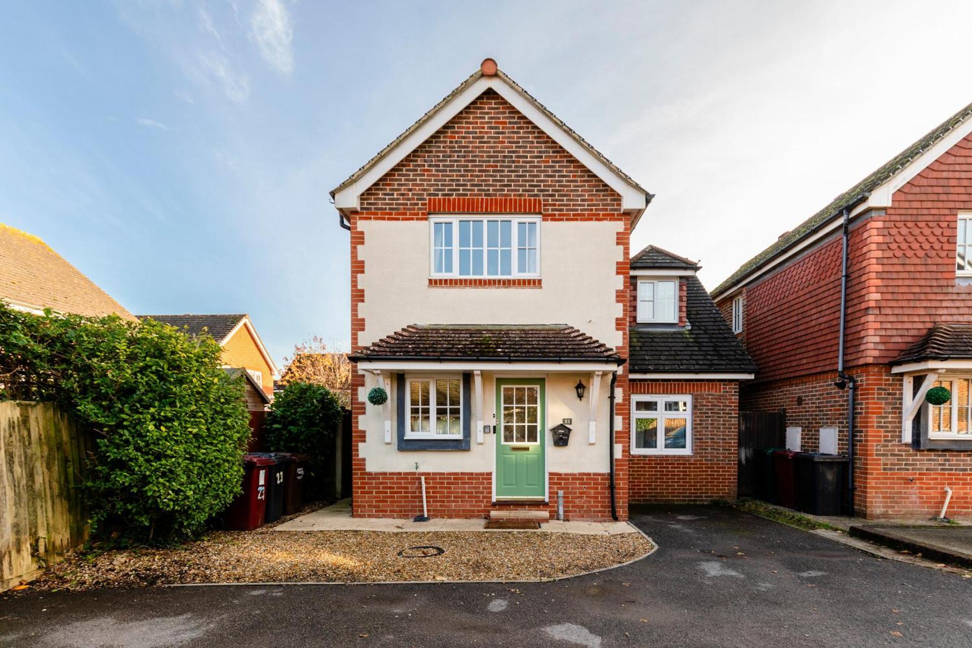 Chichester Retreat House With Free Parking Esterno foto